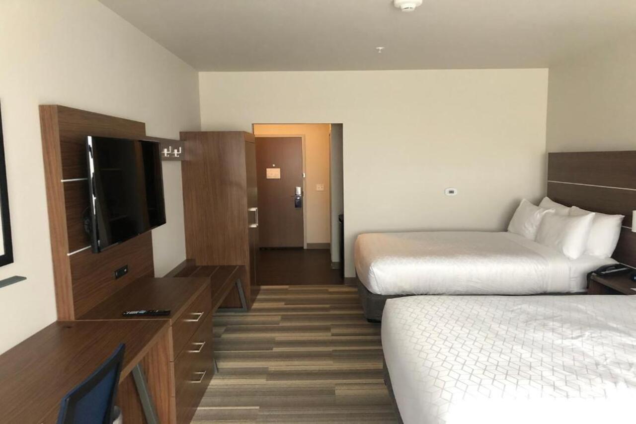 Holiday Inn Express & Suites - Madison West - Middleton By Ihg Luaran gambar