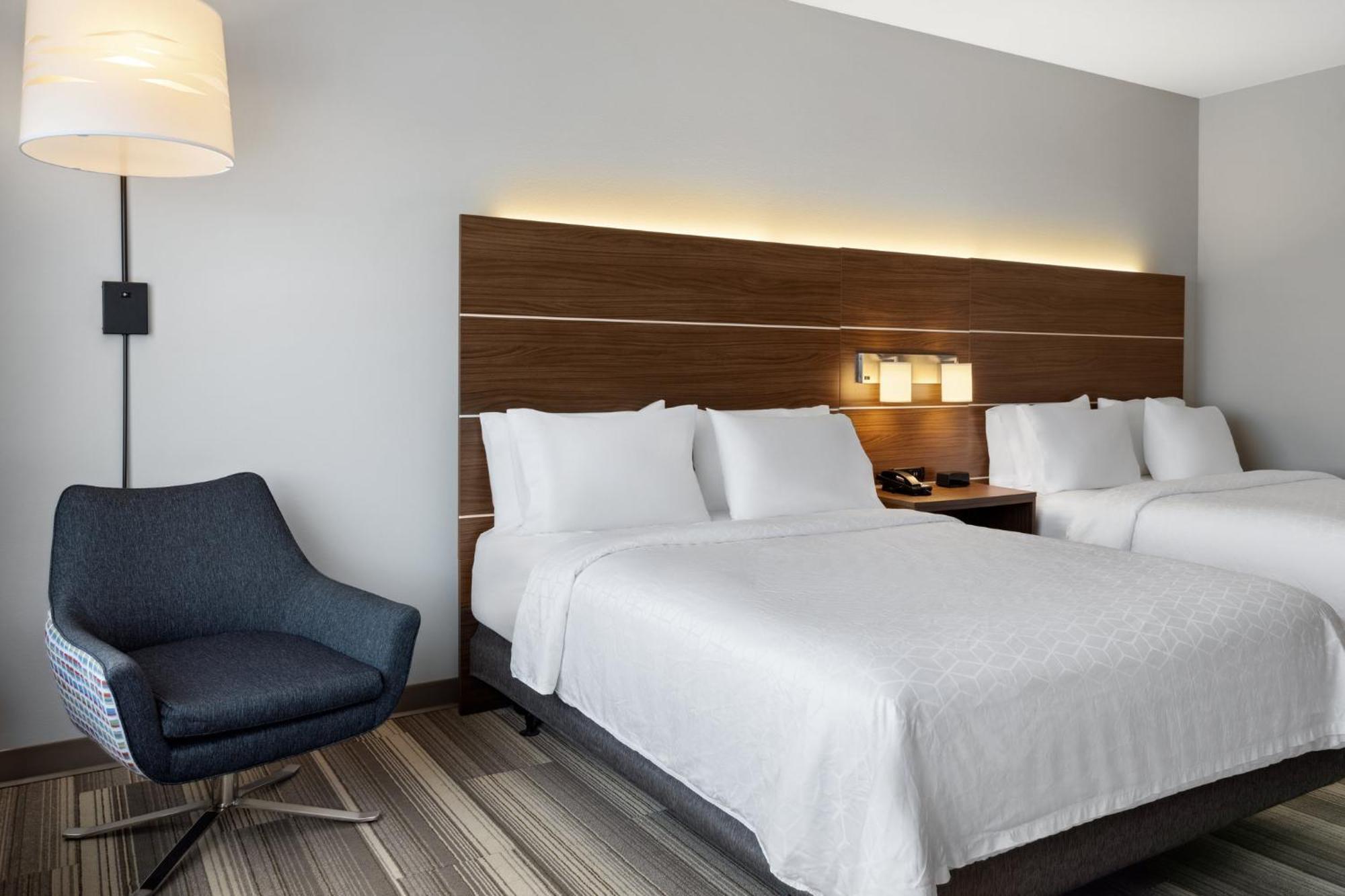 Holiday Inn Express & Suites - Madison West - Middleton By Ihg Luaran gambar