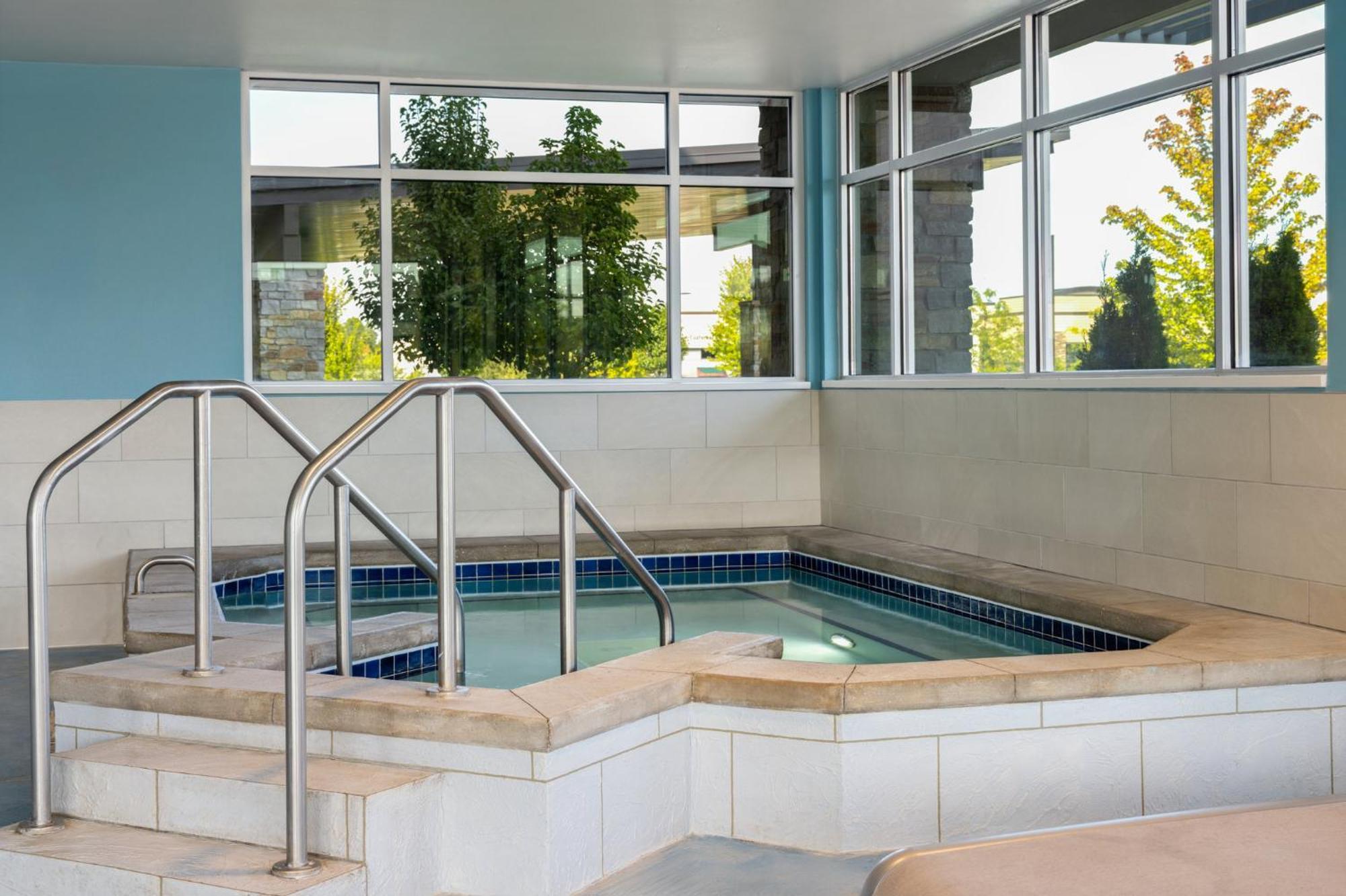 Holiday Inn Express & Suites - Madison West - Middleton By Ihg Luaran gambar